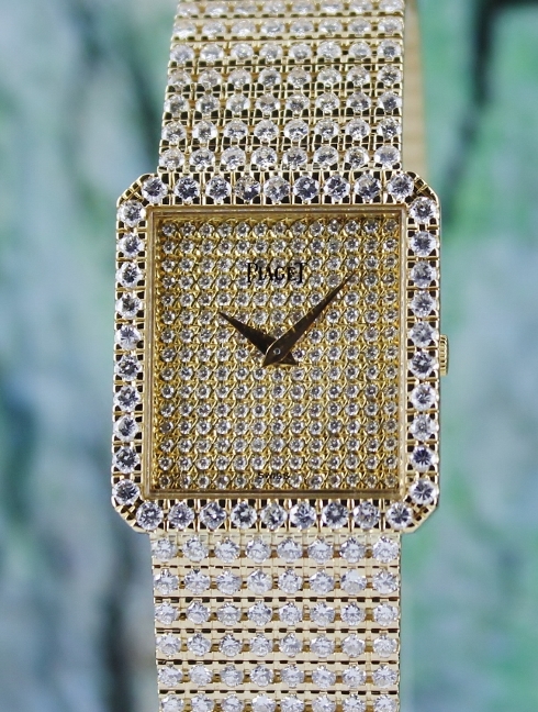 (image for) A PIAGET 18K YELLOW GOLD PROTOCOLE DIAMOND WATCH / 9154